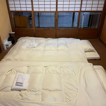 Kiyomizuan: Traditional Kyoto Machiya with Modern Renovations Exterior photo