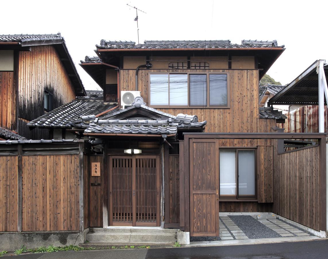 Kiyomizuan: Traditional Kyoto Machiya with Modern Renovations Exterior photo